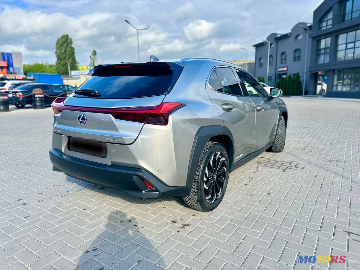 2021' Lexus UX photo #4