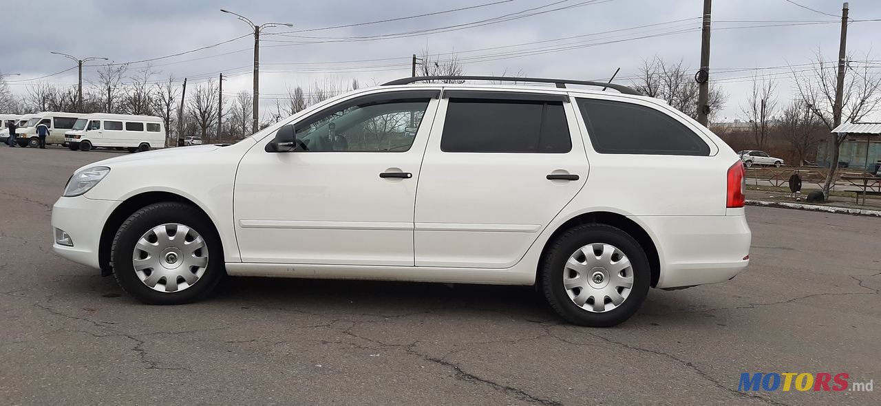 2011' Skoda Octavia photo #6