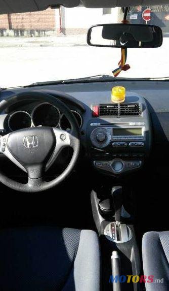 2005' Honda Jazz photo #1