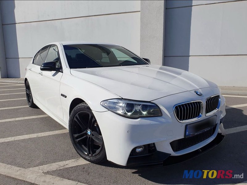 2015' BMW 5 Series photo #4