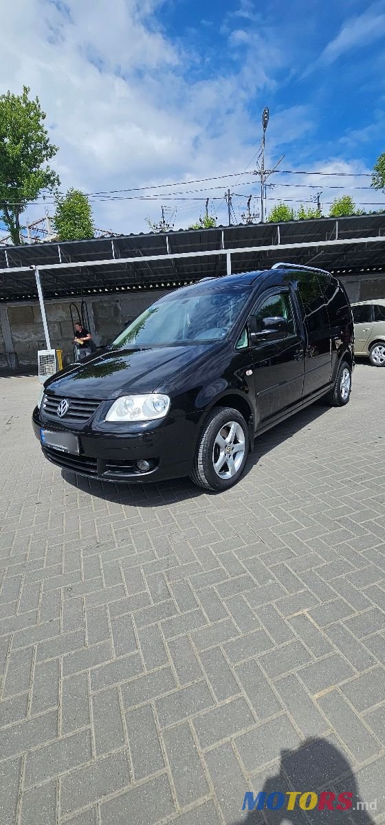 2010' Volkswagen Caddy photo #2