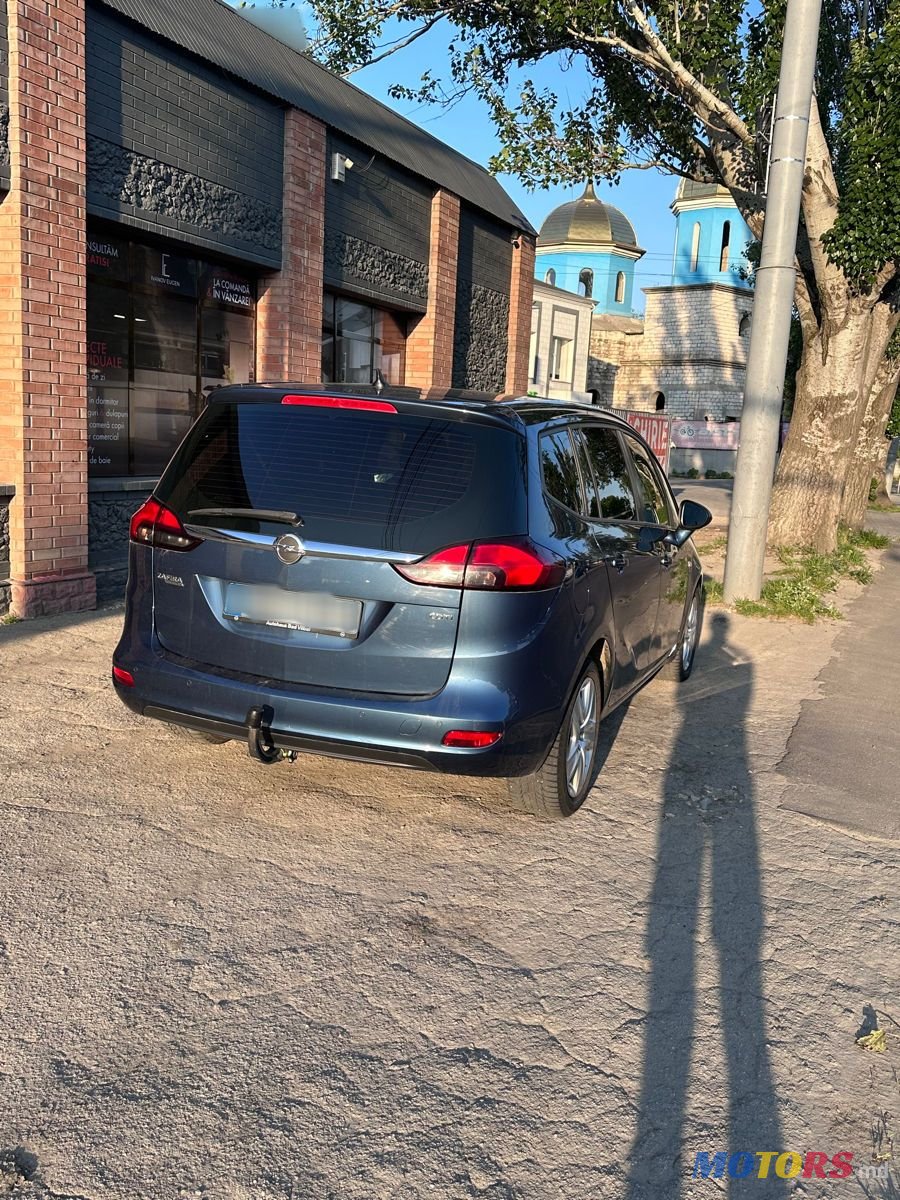 2016' Opel Zafira photo #4