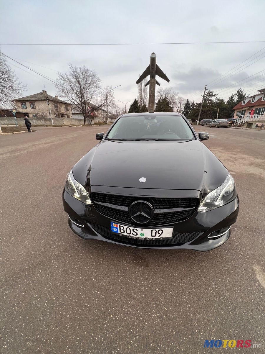 2009' Mercedes-Benz E Класс photo #4