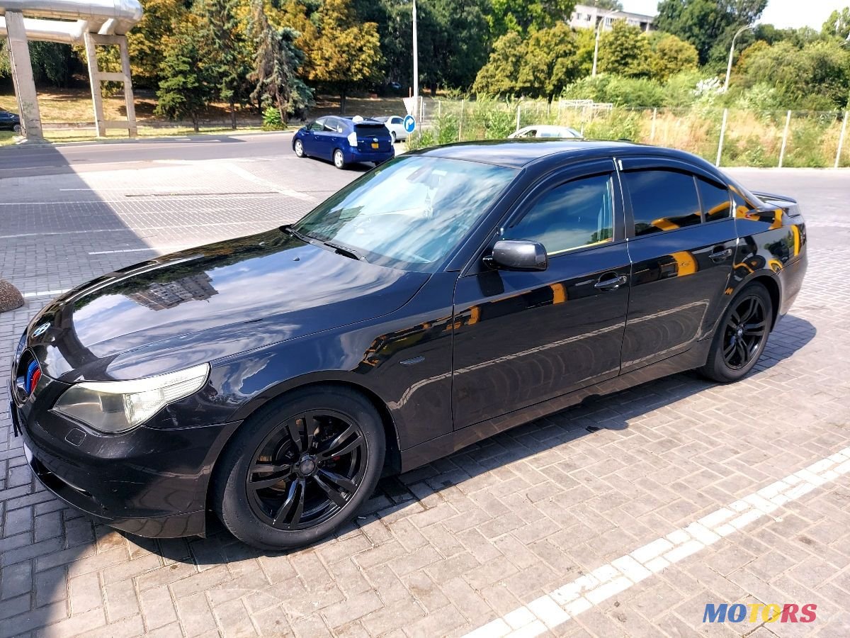 2004' BMW 5 Series photo #4