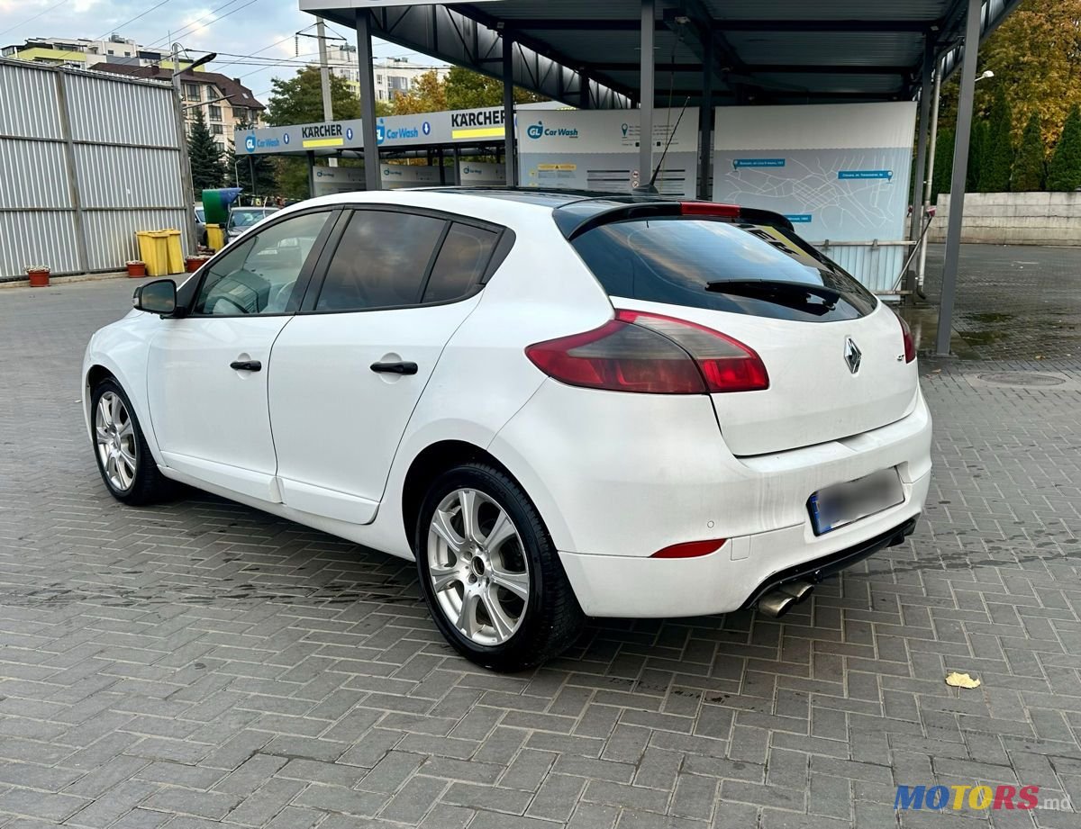 2012' Renault Megane photo #4