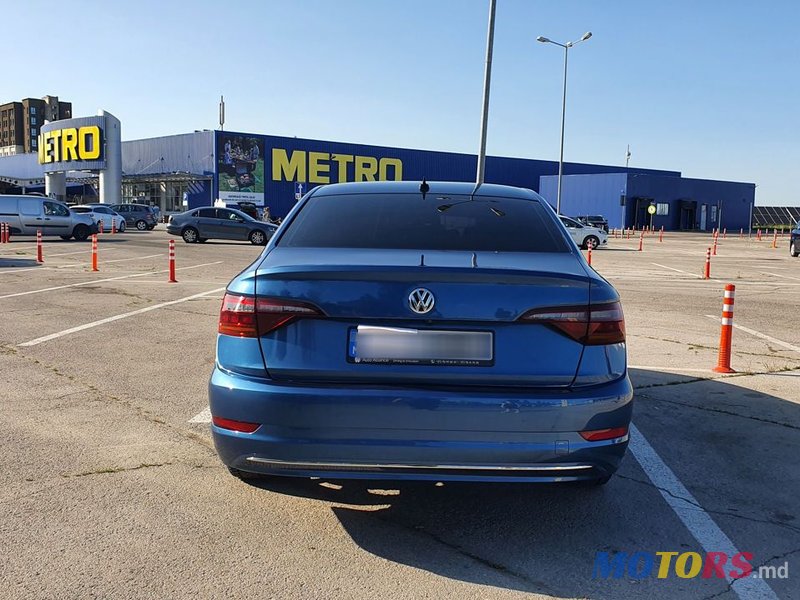 2019' Volkswagen Jetta photo #2