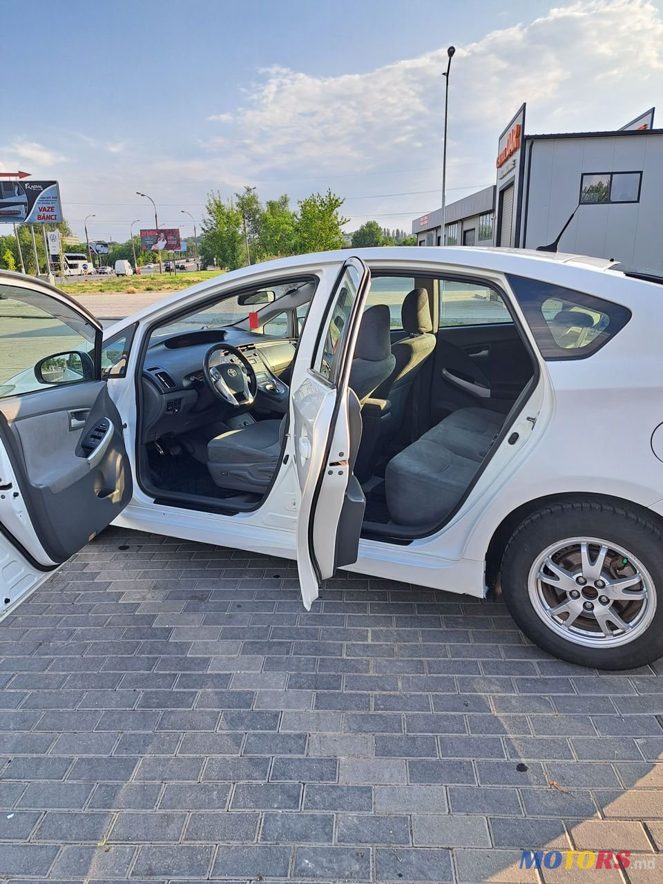 2009' Toyota Prius photo #5