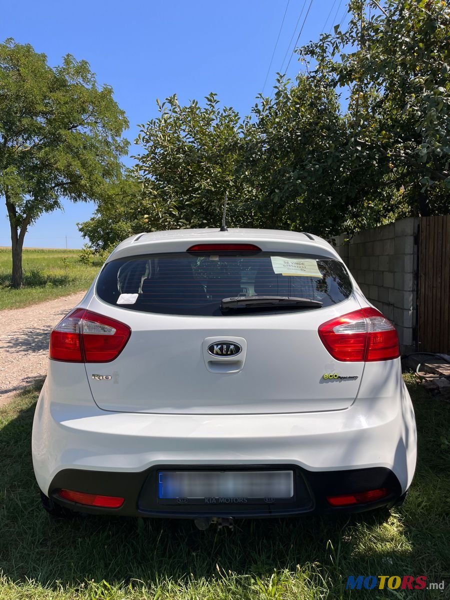 2012' Kia Rio photo #1