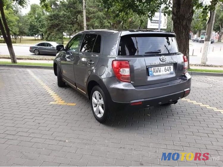 2009' Toyota Urban Cruiser photo #2