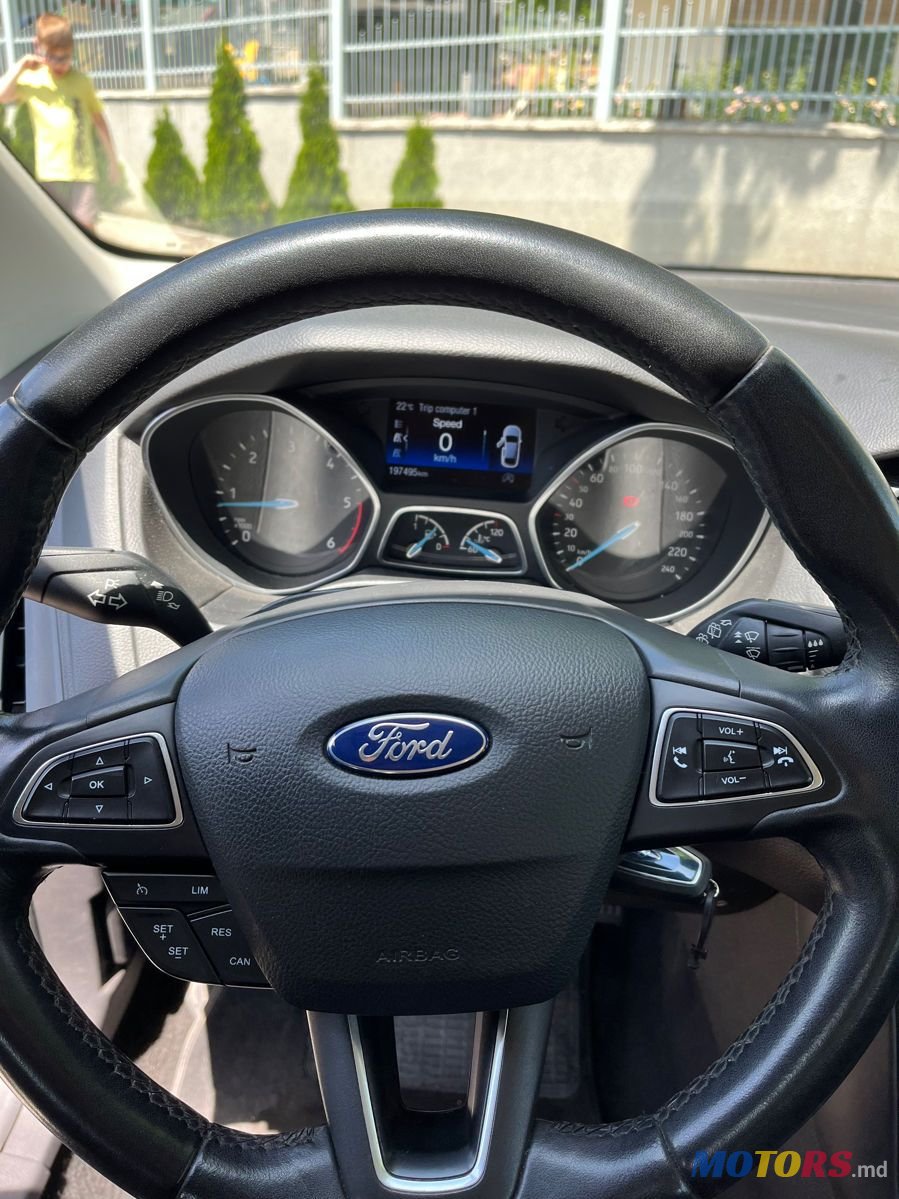 2016' Ford Focus photo #6