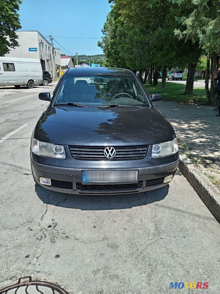 1997' Volkswagen Passat photo #1