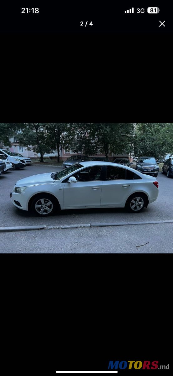 2009' Chevrolet Cruze photo #3