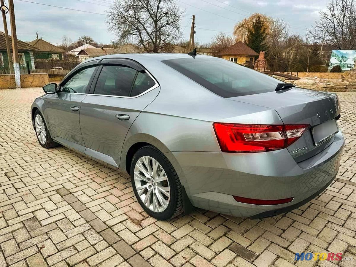 2020' Skoda Superb photo #3