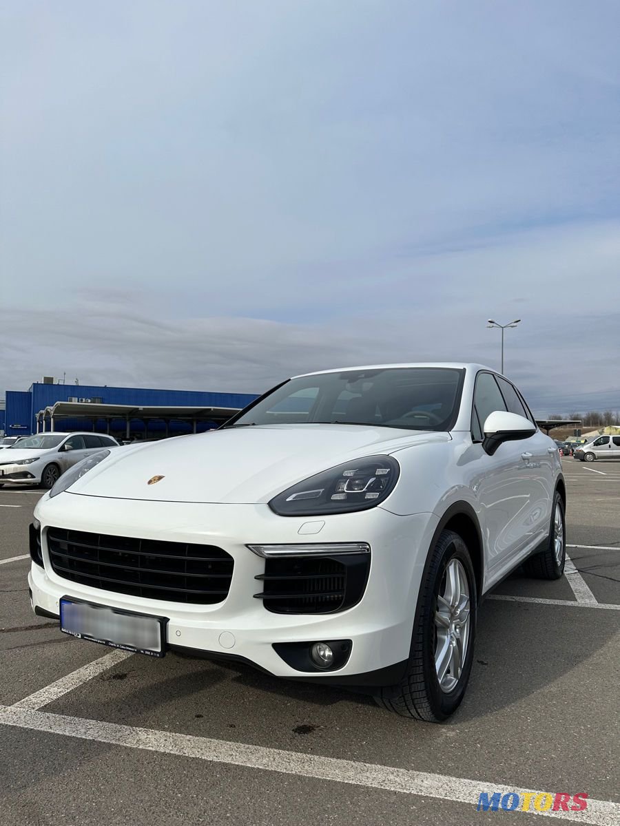 2016' Porsche Cayenne photo #1