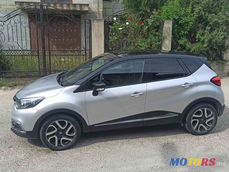 2014' Renault Captur photo #1