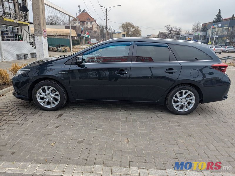 2016' Toyota Auris photo #4