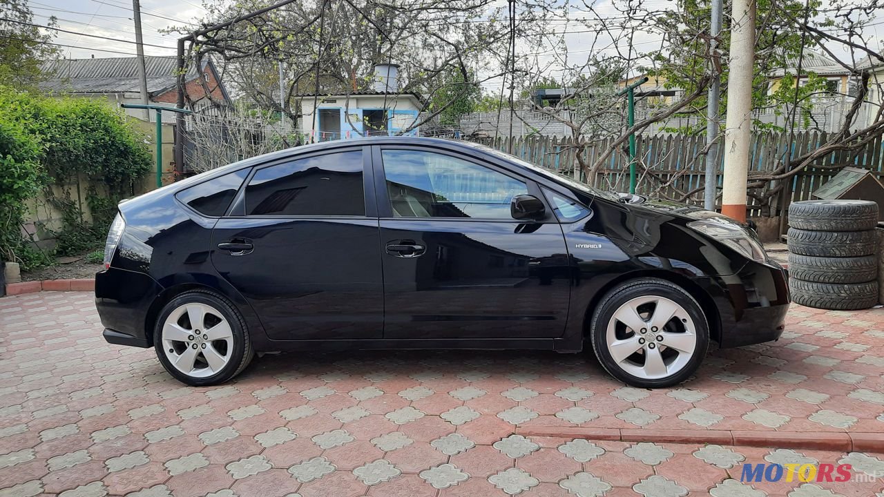 2008' Toyota Prius photo #1