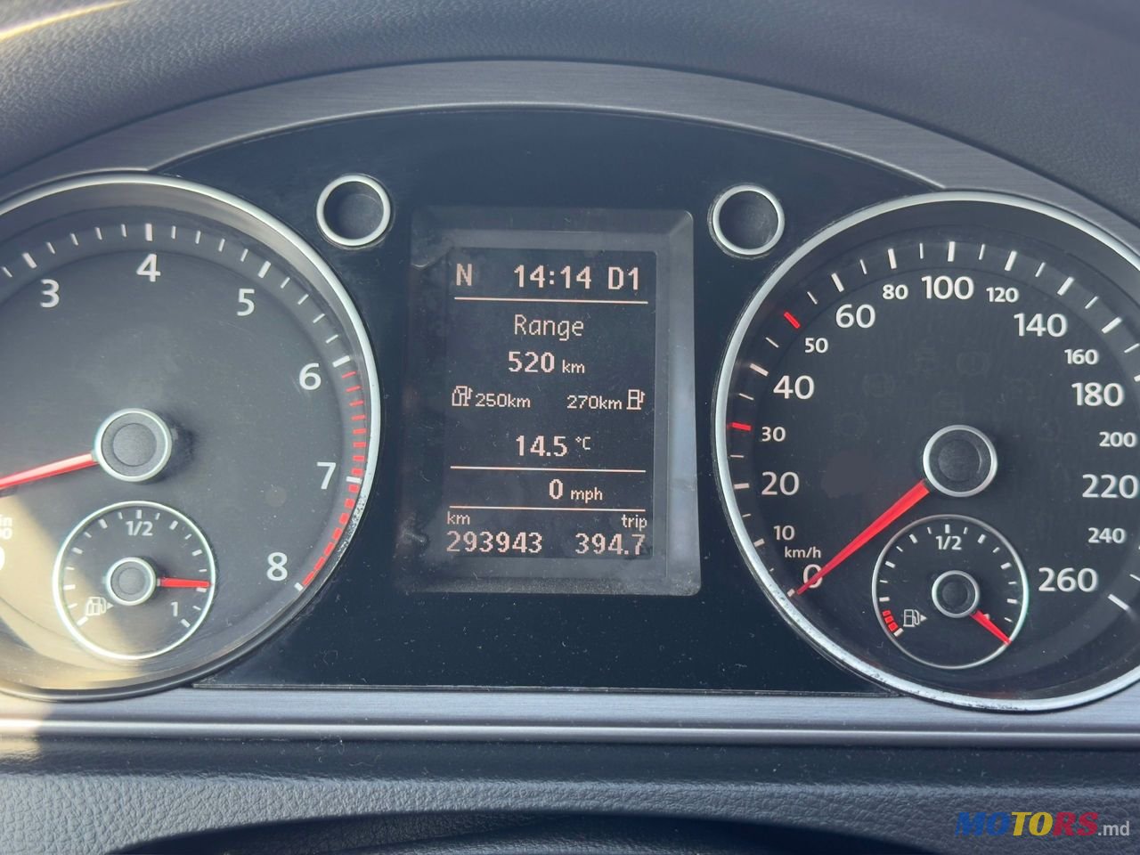 2013' Volkswagen Passat photo #6