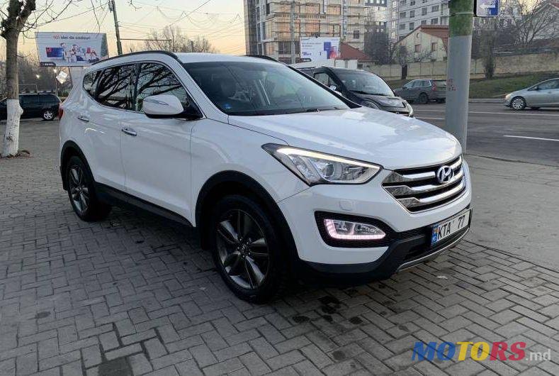 2013' Hyundai Santa Fe photo #1