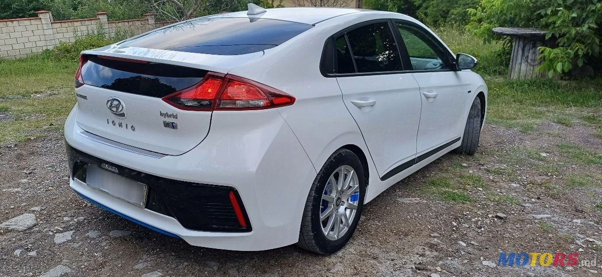 2019' Hyundai Ioniq photo #4