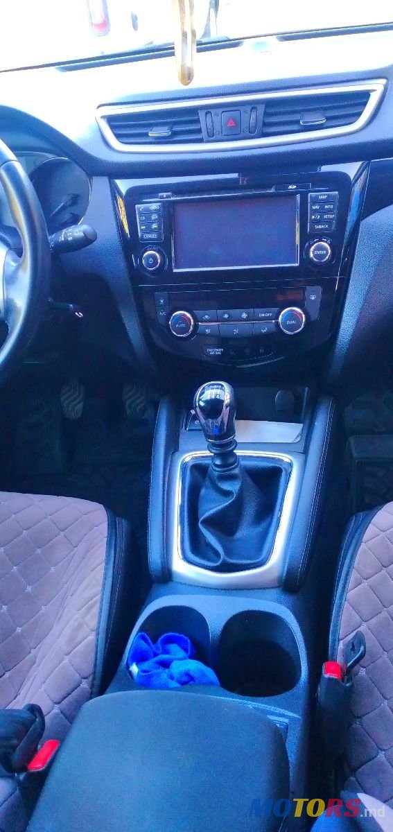 2015' Nissan Qashqai photo #2