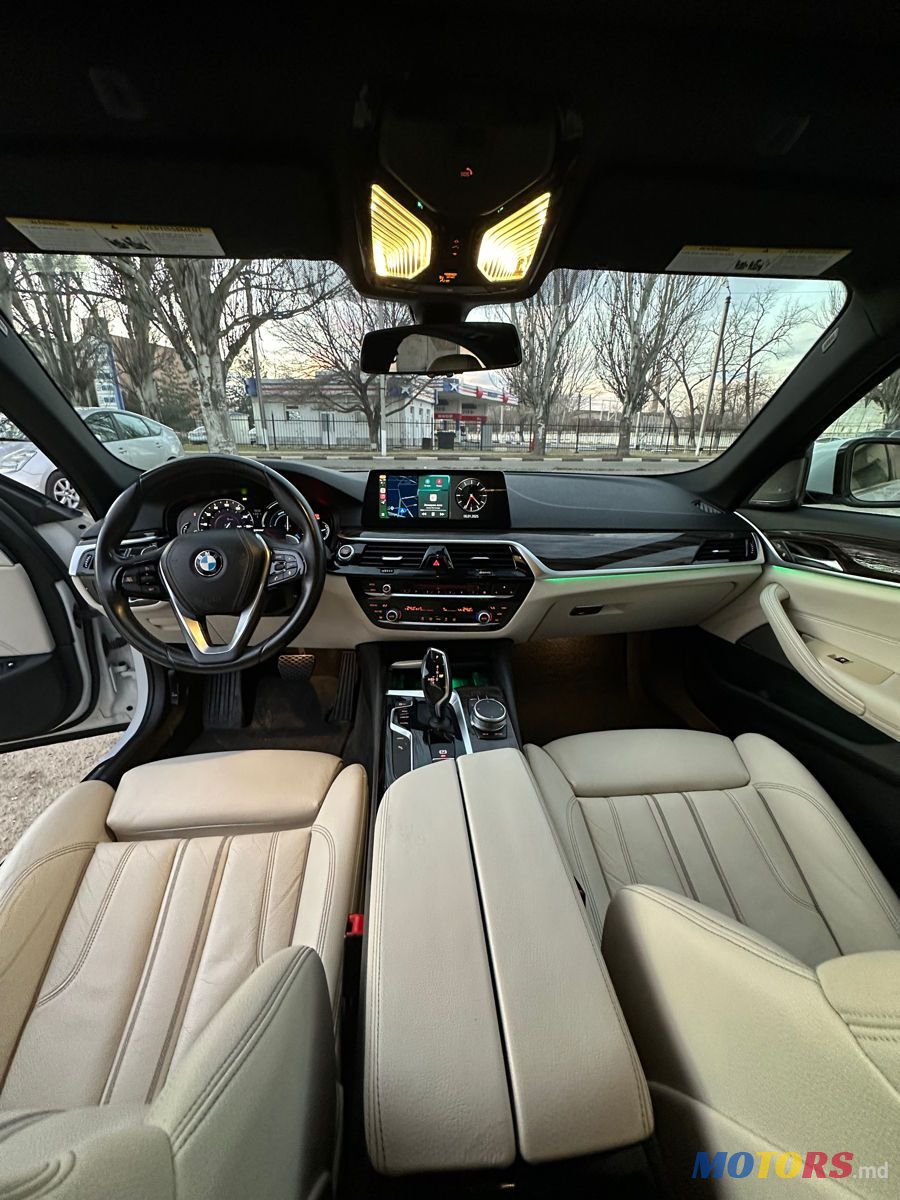 2017' BMW 5 Series photo #6