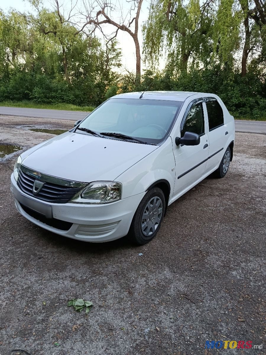 2011' Dacia Logan photo #2