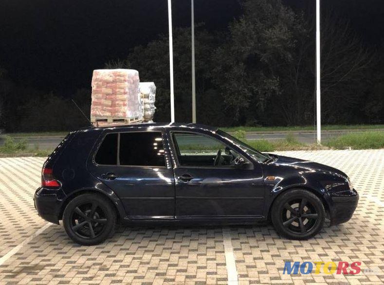 2000' Volkswagen Golf photo #3