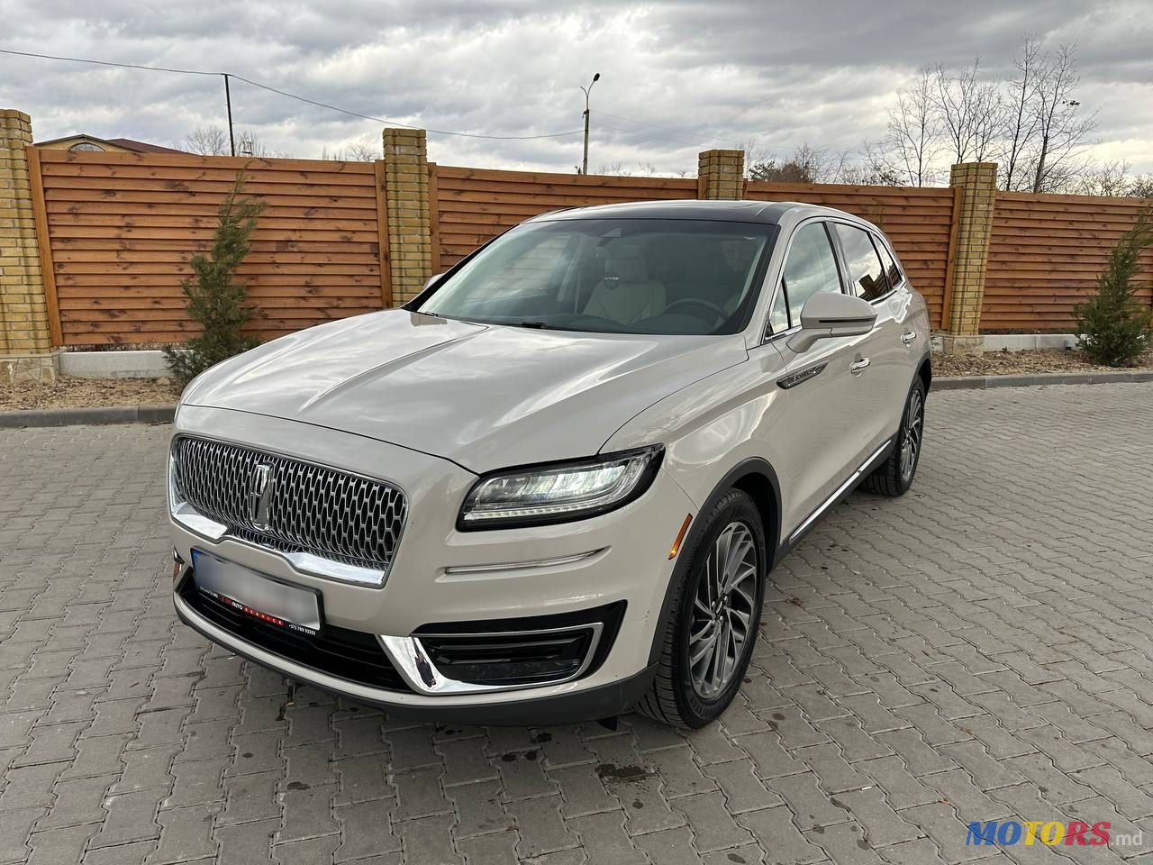 2019' Lincoln Nautilus photo #3