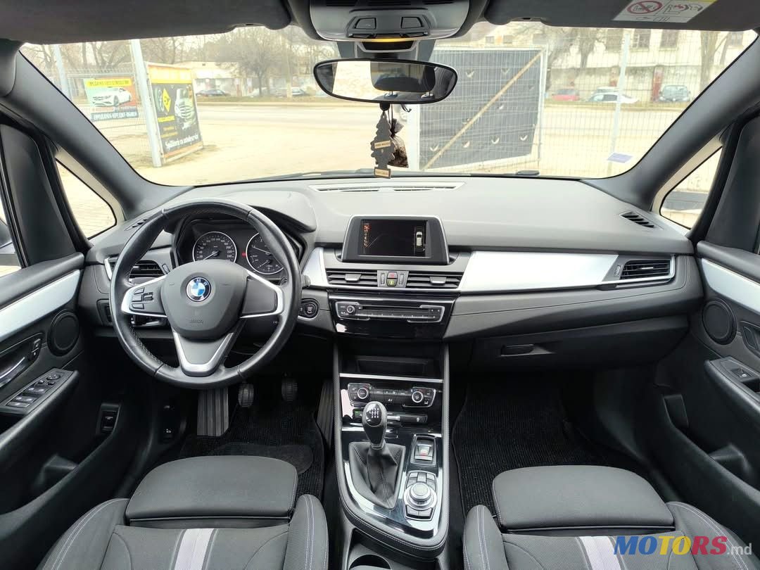 2015' BMW 2 Series Gran Tourer photo #4