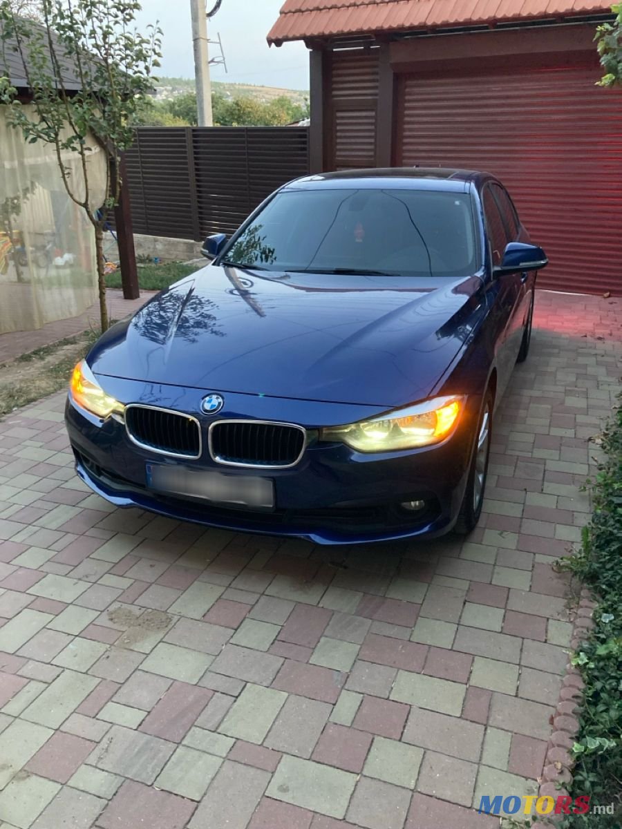 2016' BMW 3 Series photo #5