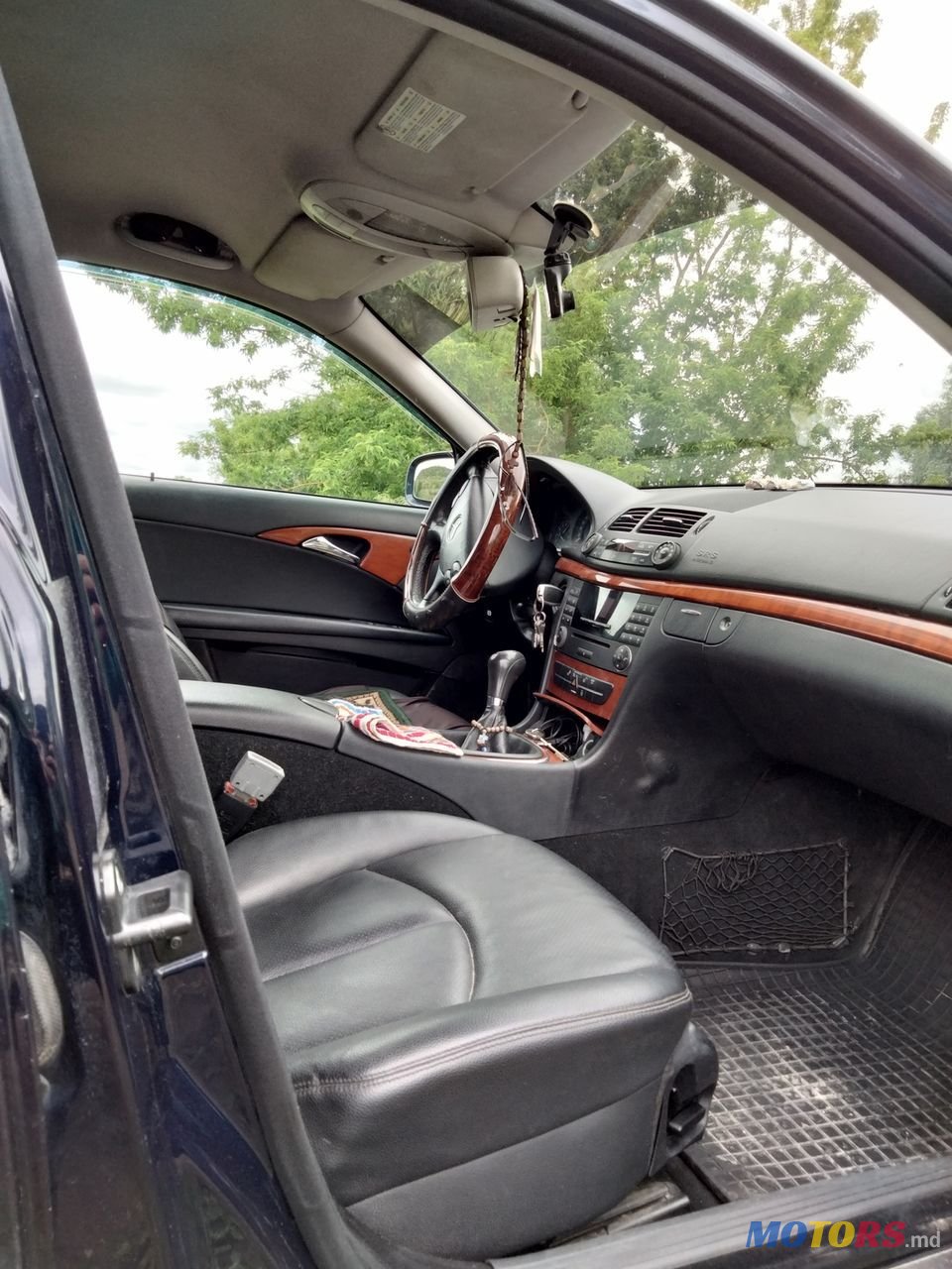 2008' Mercedes-Benz E Класс photo #3