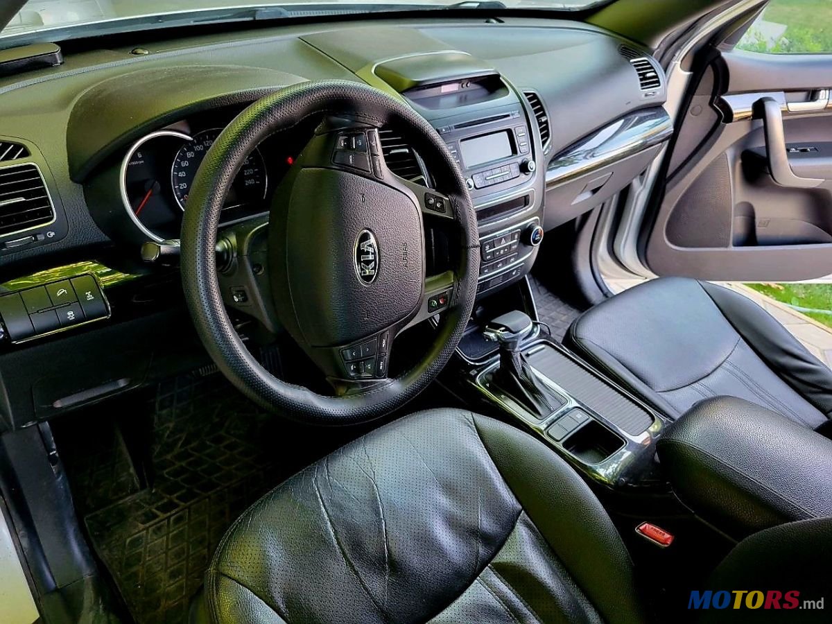 2013' Kia Sorento photo #2