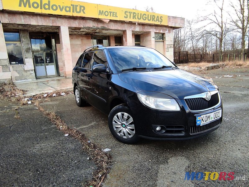 2008' Skoda Fabia photo #3