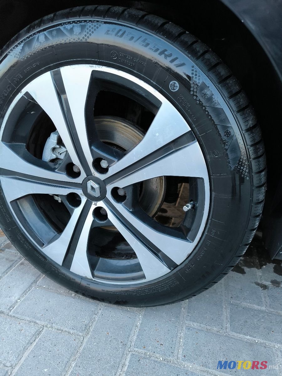 2011' Renault Megane photo #6