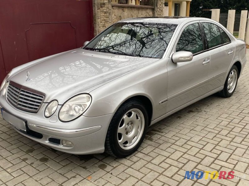 2004' Mercedes-Benz E-Class photo #6