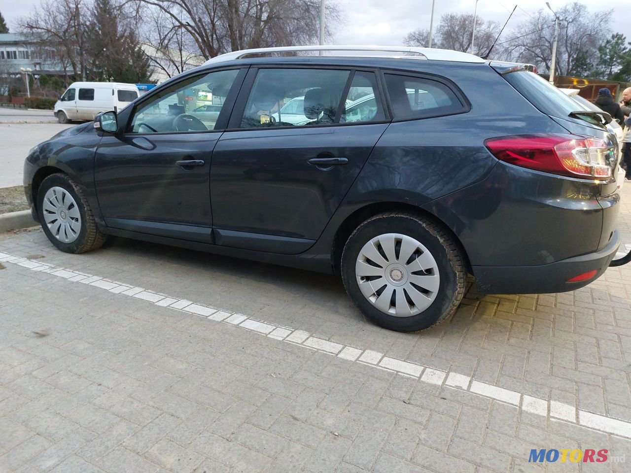 2013' Renault Megane photo #5