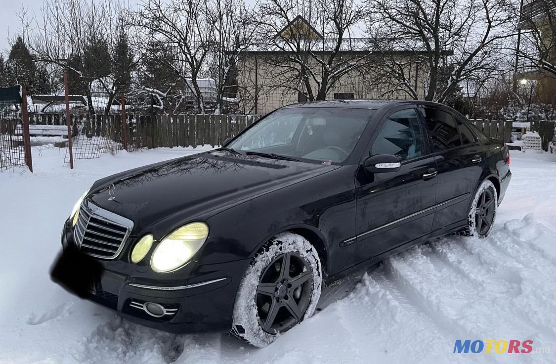 2007' Mercedes-Benz E Класс photo #3