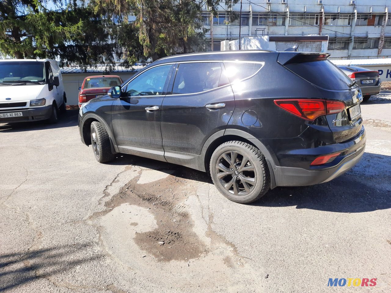 2016' Hyundai Santa Fe photo #3