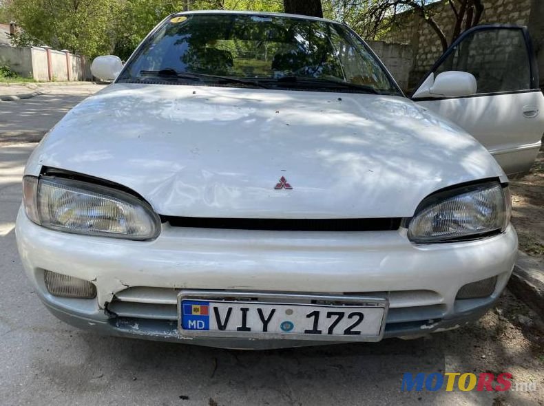 1993' Mitsubishi Colt photo #1