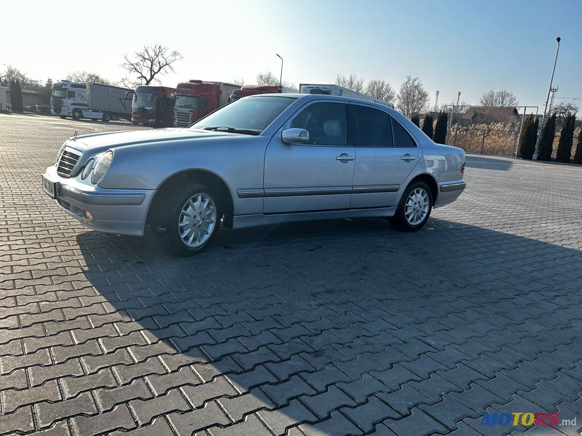 2000' Mercedes-Benz E-Class photo #2