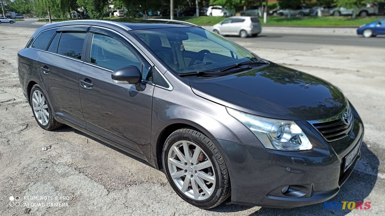 2010' Toyota Avensis photo #1