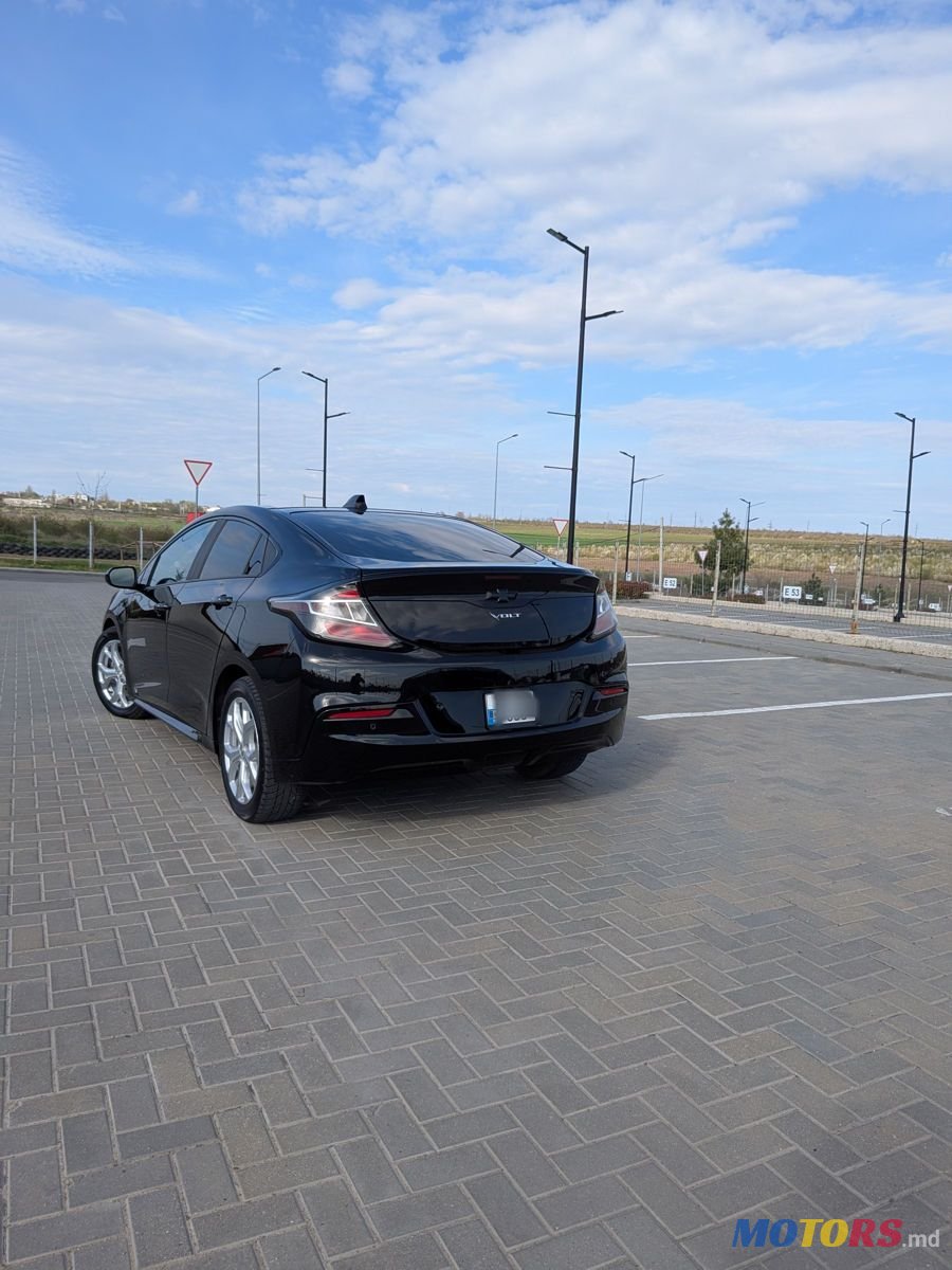 2016' Chevrolet Volt photo #3