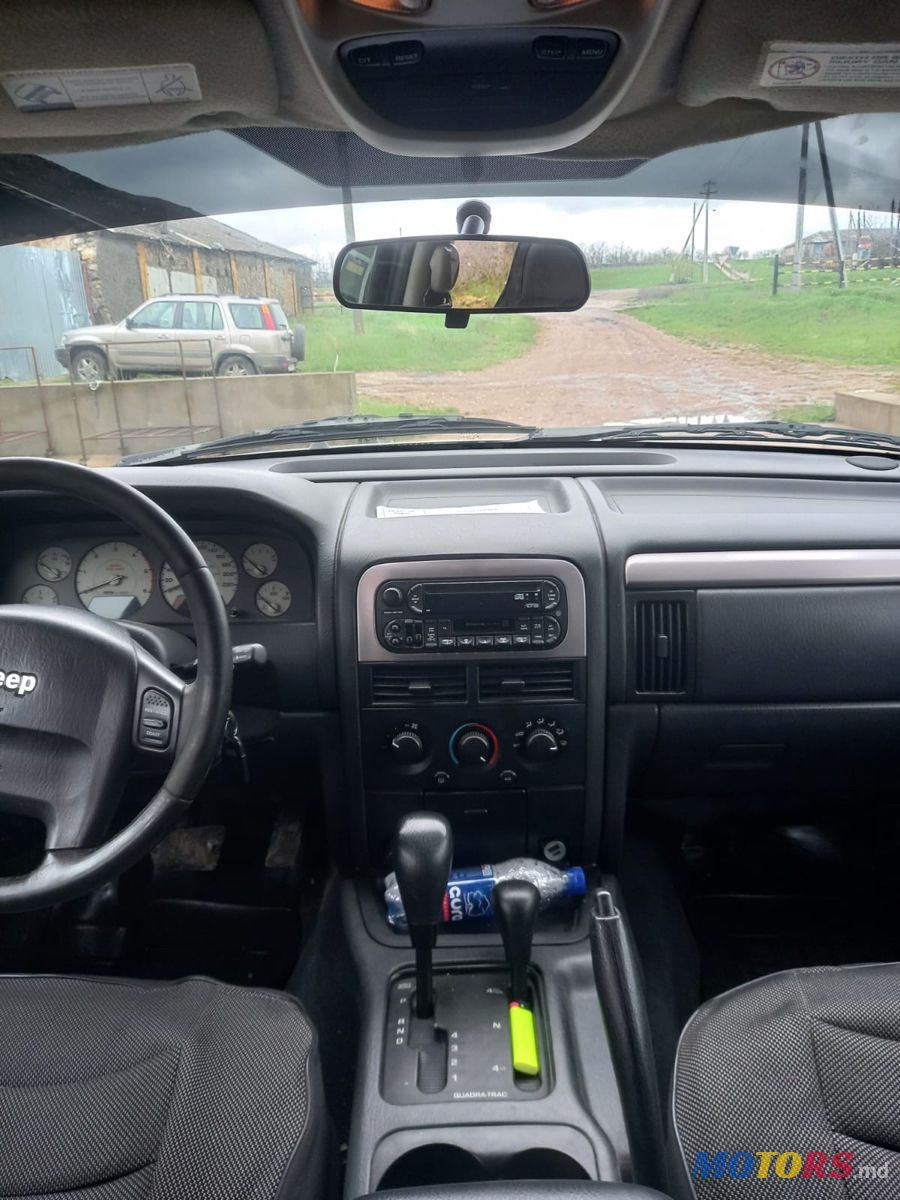 2004' Jeep Grand Cherokee photo #5