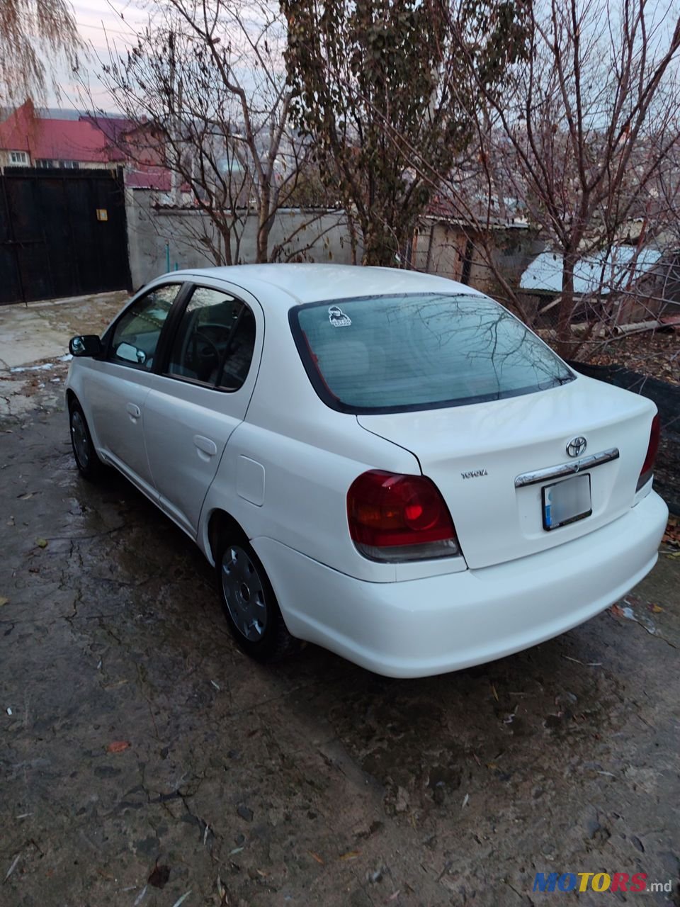 2003' Toyota Yaris photo #3