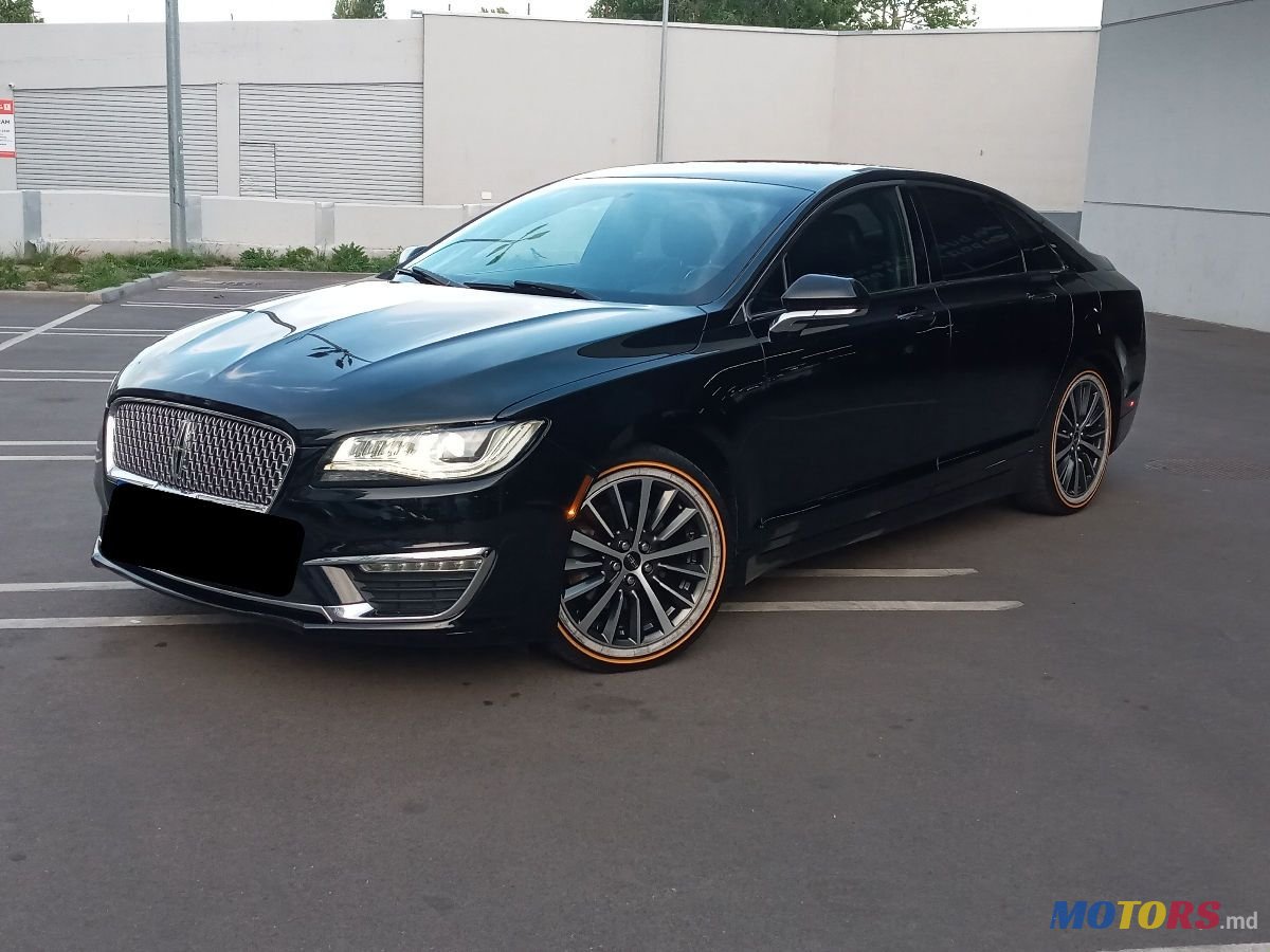 2017' Lincoln MKZ photo #2