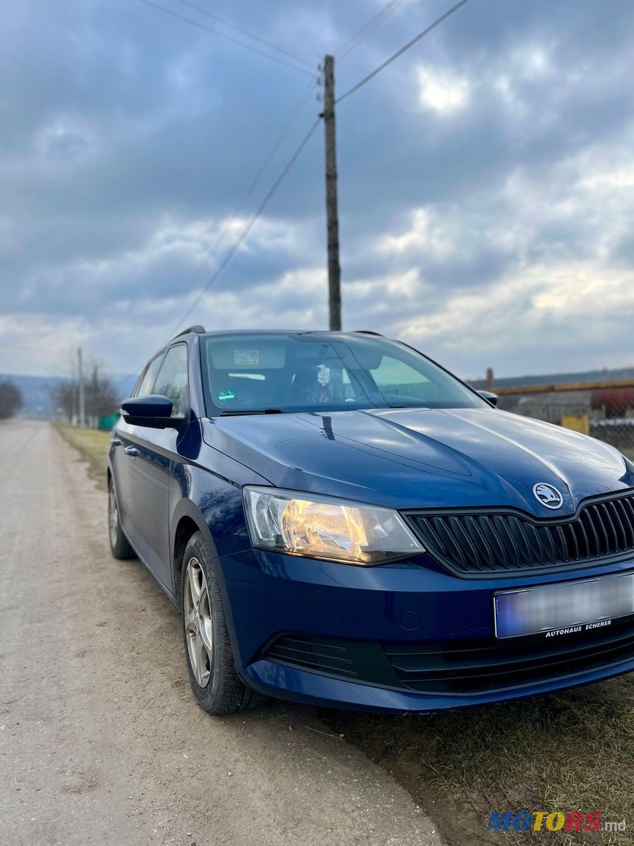 2016' Skoda Fabia photo #2