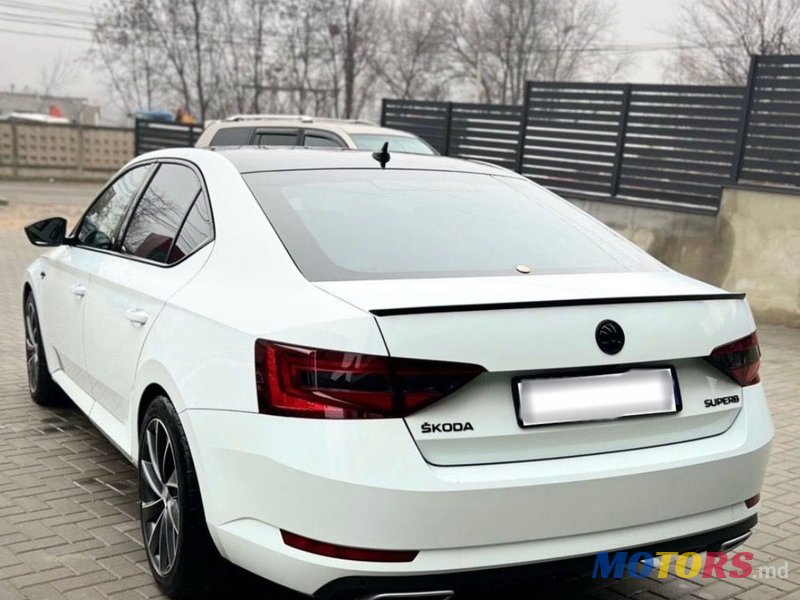 2017' Skoda Superb photo #3