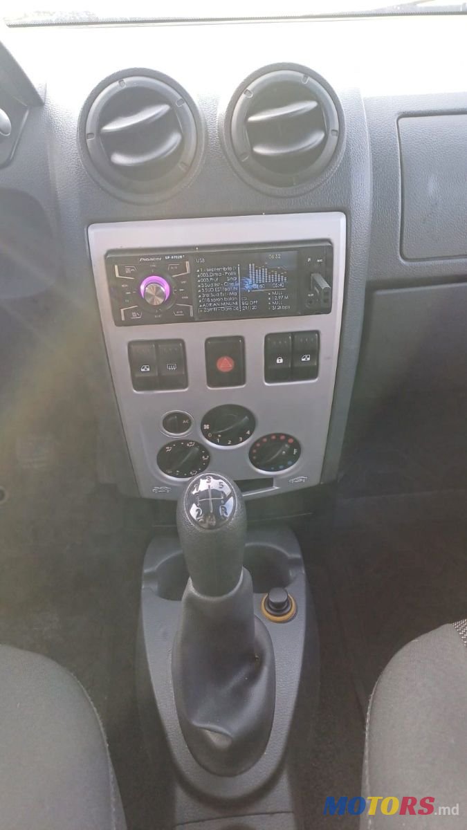 2008' Dacia Logan Mcv photo #6