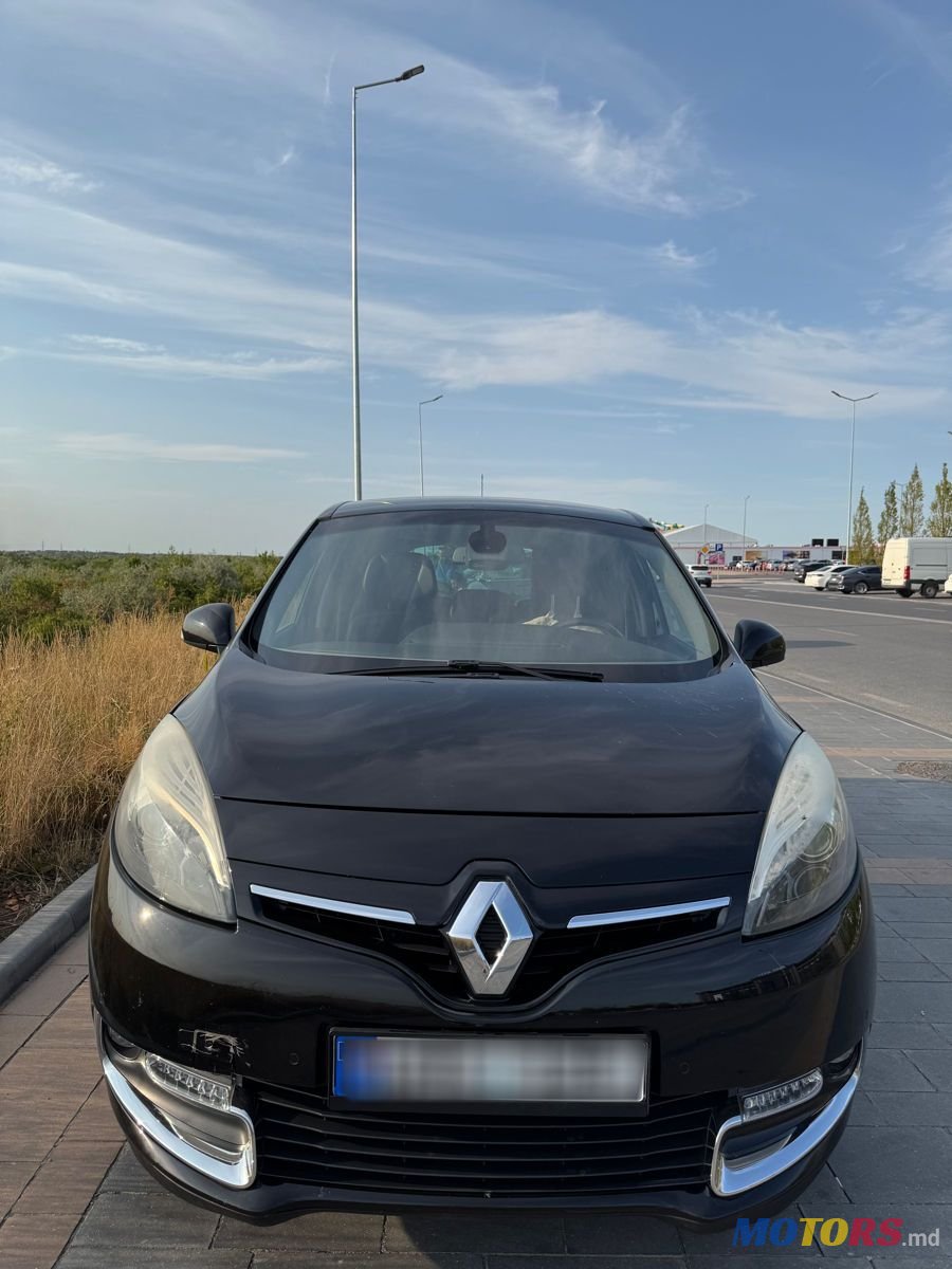 2014' Renault Scenic photo #1